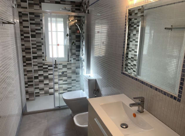 Wederverkoop - Herenhuis - Heredades - heredades