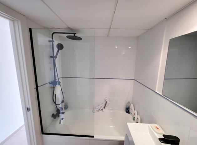 Återförsäljning - Lägenhet - Villamartin - La Fuente