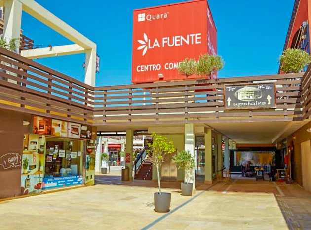 Återförsäljning - Lägenhet - Villamartin - La Fuente