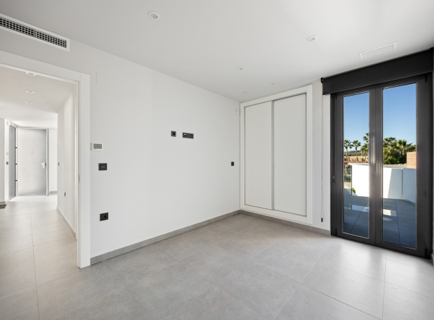 Resale - Villa - Algorfa - La Finca Golf Resort