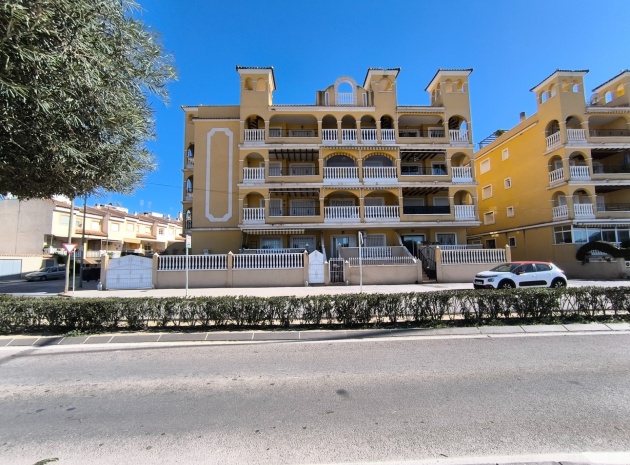 Resale - Apartment - Algorfa - fontana