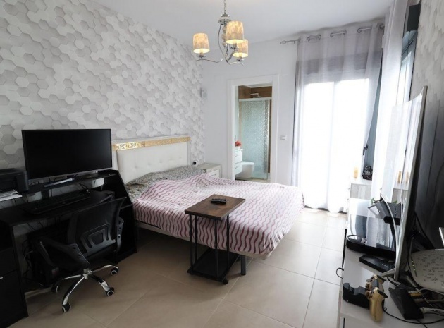 Återförsäljning - Villa - Villamartin - Los Dolses