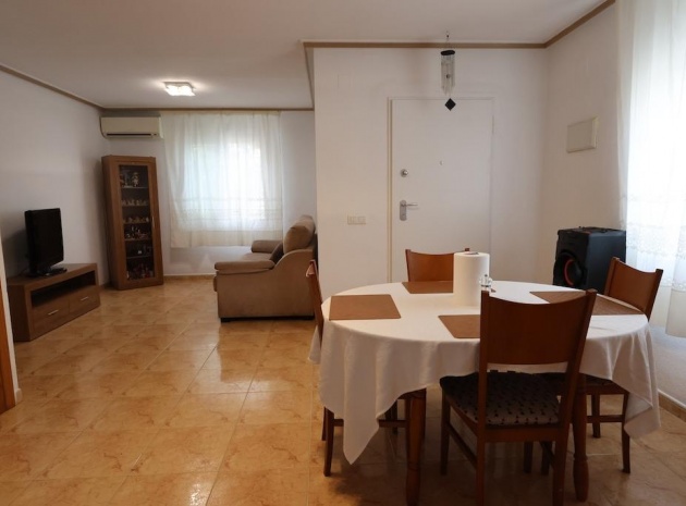 Resale - Villa - Torrevieja - altos del limonar