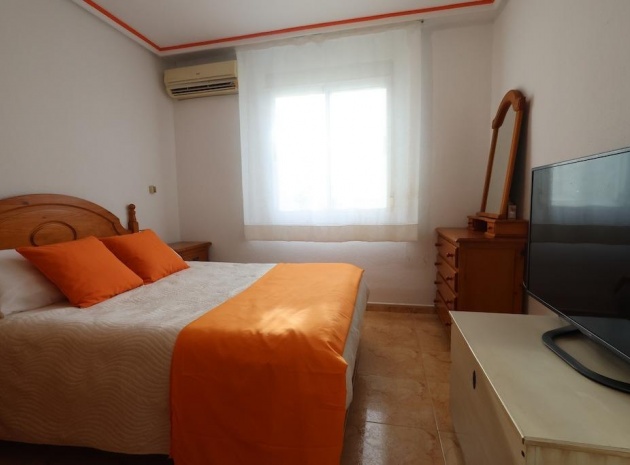 Resale - Villa - Torrevieja - altos del limonar