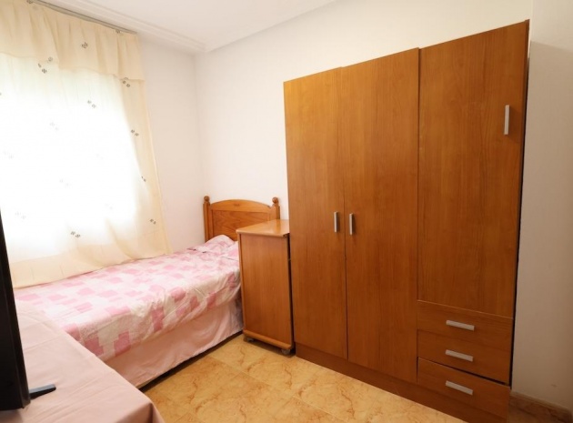 Resale - Villa - Torrevieja - altos del limonar