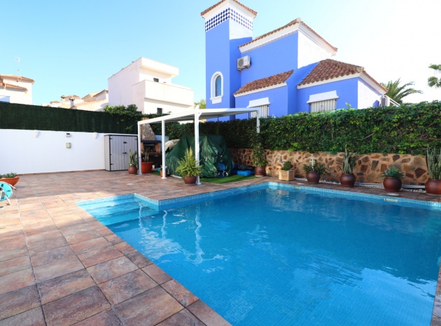 Resale - Villa - Villamartin - El Galan