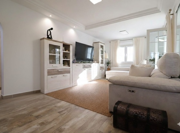 Resale - Villa - Villamartin - El Galan