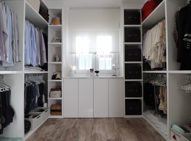 Resale - Villa - Villamartin - El Galan