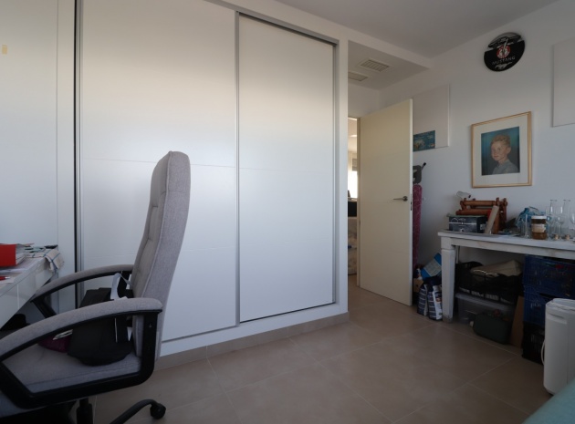 Återförsäljning - Lägenhet - San Miguel de Salinas - Capri Apartments