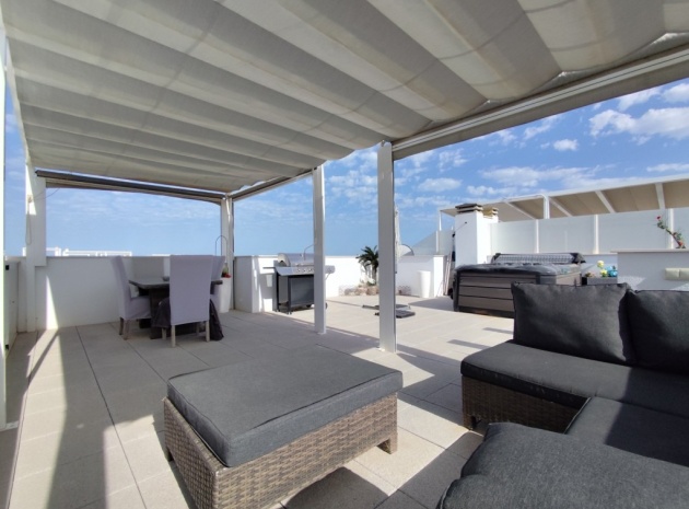 Återförsäljning - Lägenhet - San Miguel de Salinas - Capri Apartments