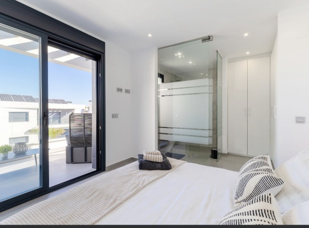 Resale - Villa - Algorfa - La Finca Golf Resort