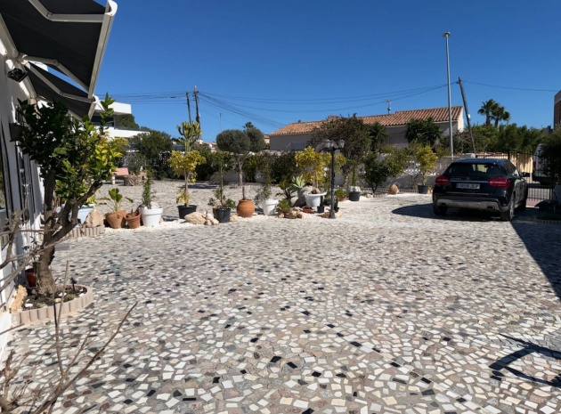 Återförsäljning - Villa - Ciudad Quesada