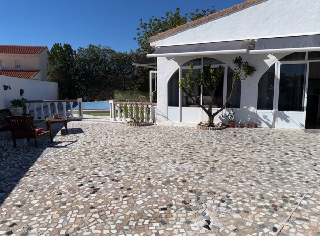 Återförsäljning - Villa - Ciudad Quesada