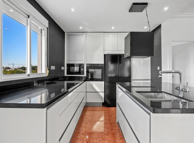 Resale - Country Property - Dolores