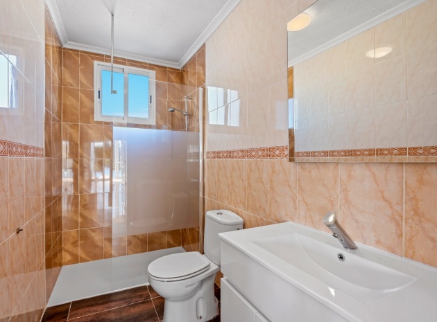 Resale - Country Property - Dolores