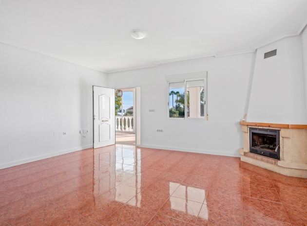 Resale - Country Property - Dolores