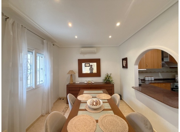 Resale - Townhouse - La Zenia