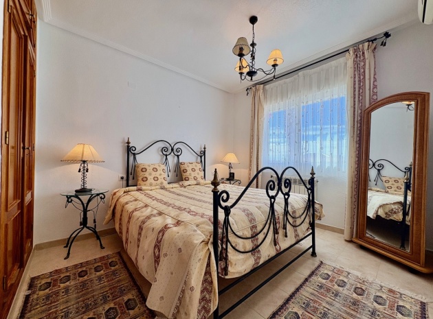 Återförsäljning - Villa - Villamartin - monte golf