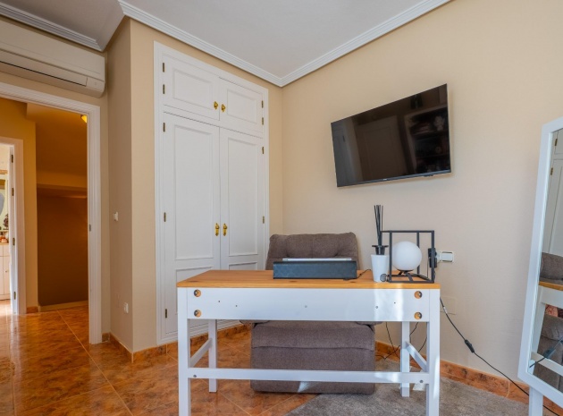 Resale - Villa - Cabo Roig - la regia