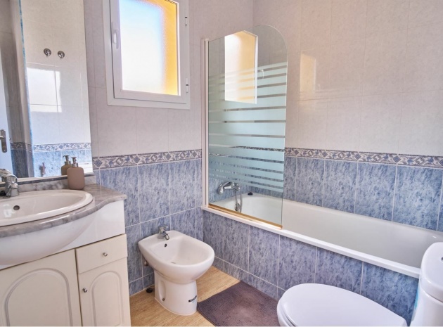 Revente - Villa - Los Montesinos - La Herrada