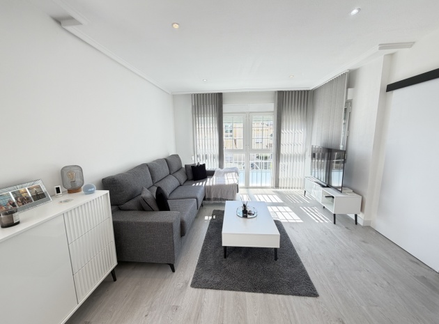 Återförsäljning - Villa - Villamartin - Los Dolses