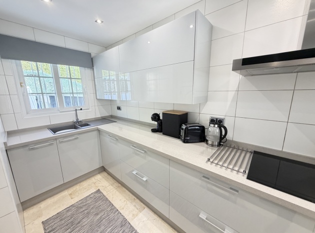 Återförsäljning - Villa - Villamartin - Los Dolses