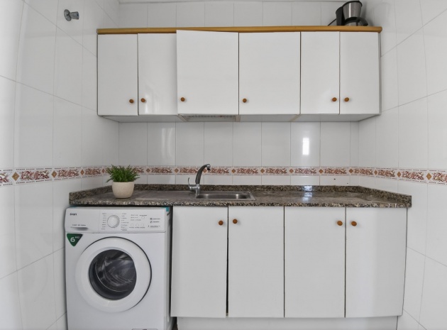 Wiederverkauf - Wohnung - Torrevieja - jardin del mar