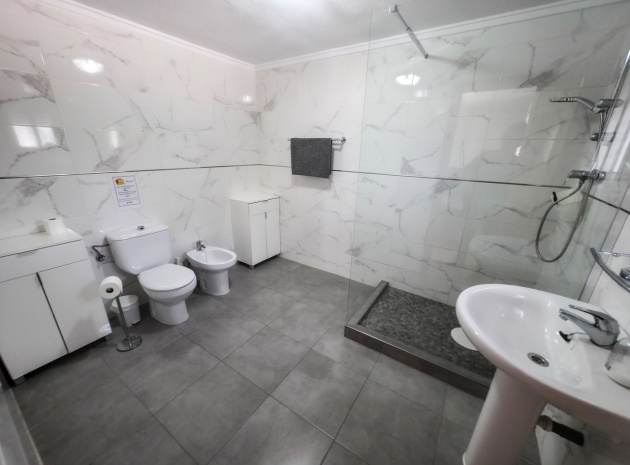 Wiederverkauf - Villa - Torrevieja - Torrevieja, San Luis