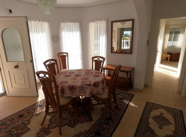 Resale - Villa - Algorfa