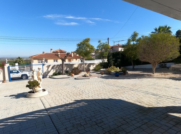 Resale - Villa - Algorfa