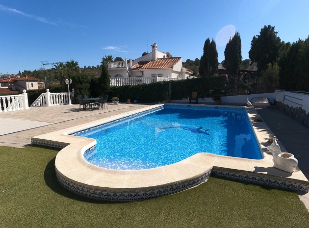 Resale - Villa - Algorfa