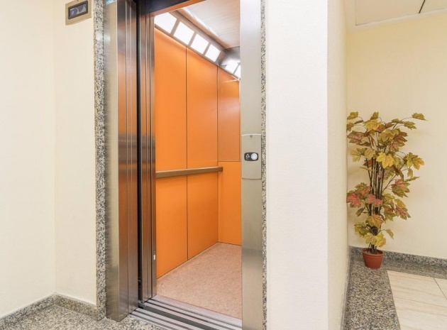 Wederverkoop - Appartement - Torrevieja - res aquapark