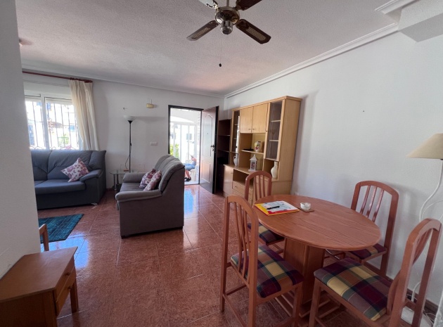 Resale - Villa - Los Montesinos - entre naranjos