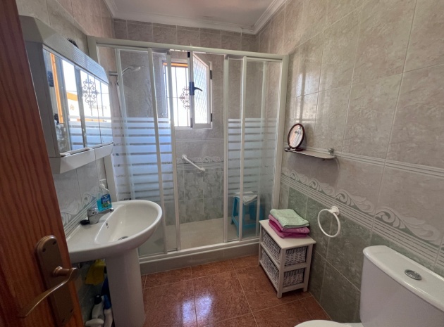 Resale - Villa - Los Montesinos - entre naranjos