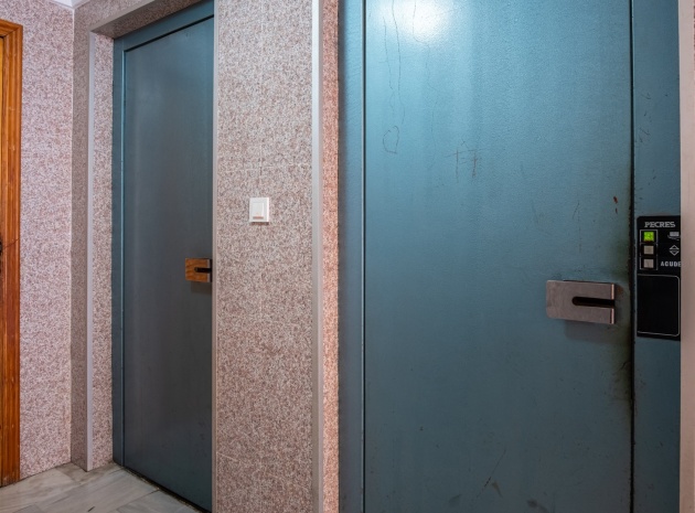 Wederverkoop - Appartement - Torrevieja - Beachside Torrevieja