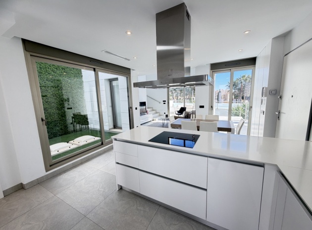 Resale - Villa - Villamartin - El Galan