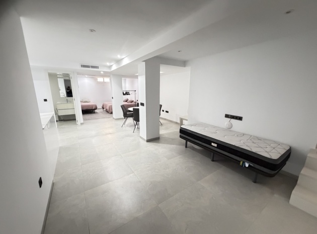 Resale - Villa - Villamartin - El Galan