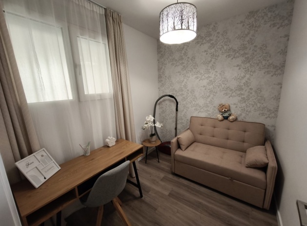 Resale - Apartment - Torrevieja - Beachside Torrevieja