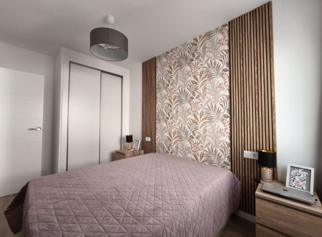 Resale - Apartment - Torrevieja - Beachside Torrevieja