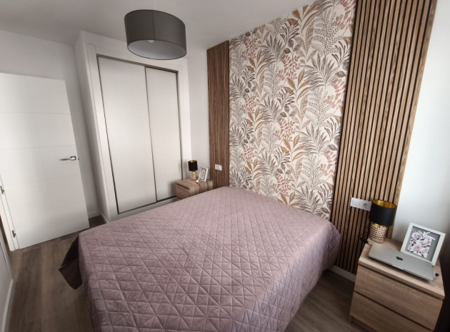 Resale - Apartment - Torrevieja - Beachside Torrevieja