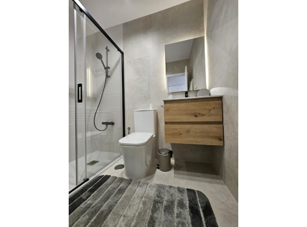 Resale - Apartment - Torrevieja - Beachside Torrevieja