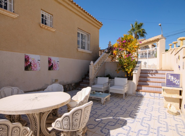 Wiederverkauf - Villa - Villamartin