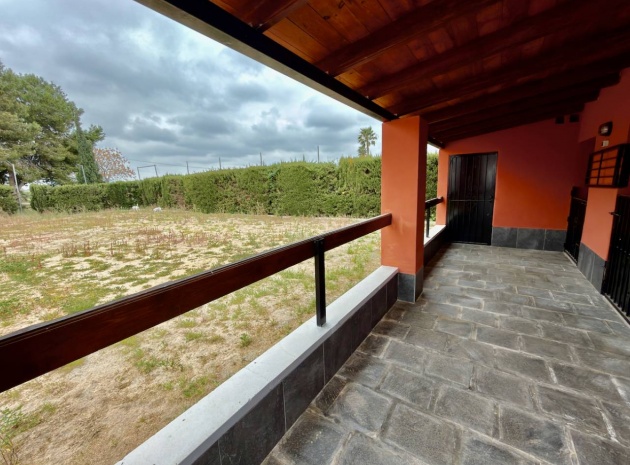 Resale - Villa - Las Heredades - Heredades