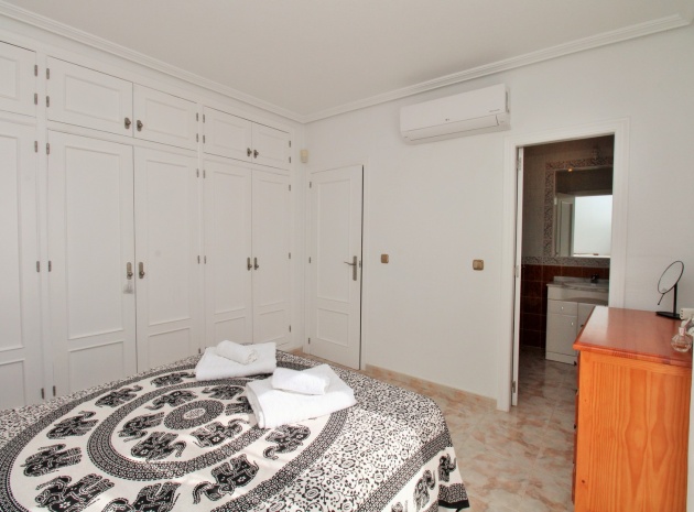 Resale - Villa - Playa Flamenca - san jose