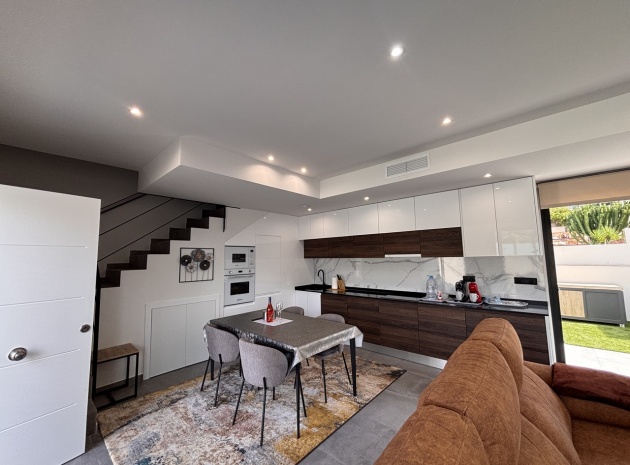 Resale - Villa - Villamartin - El Galan