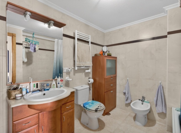 Resale - Apartment - Playa Flamenca - Laguna Golf