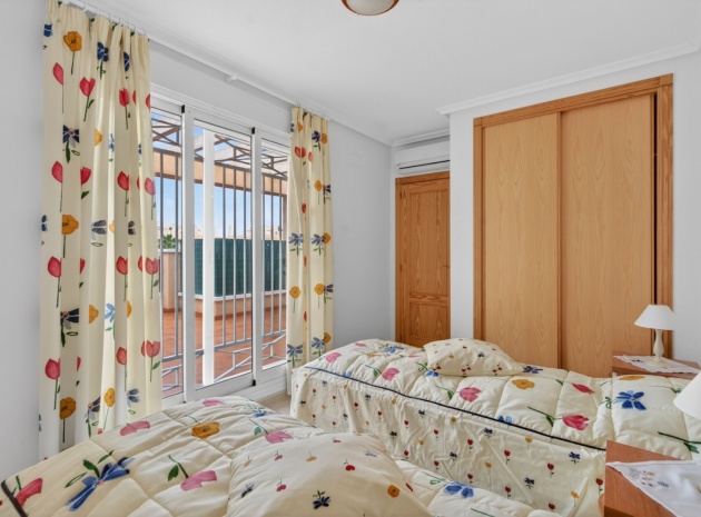 Resale - Apartment - Playa Flamenca - Laguna Golf