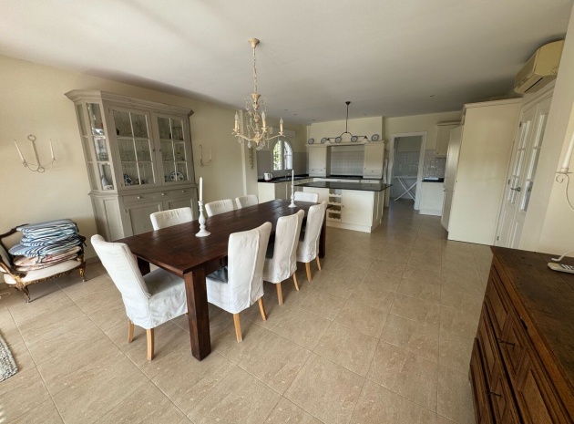 Resale - Villa - Playa Flamenca - Play Flamenca