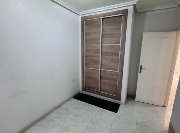 Resale - Apartment - Los Montesinos