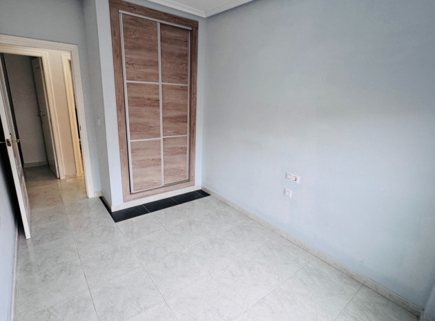 Resale - Apartment - Los Montesinos